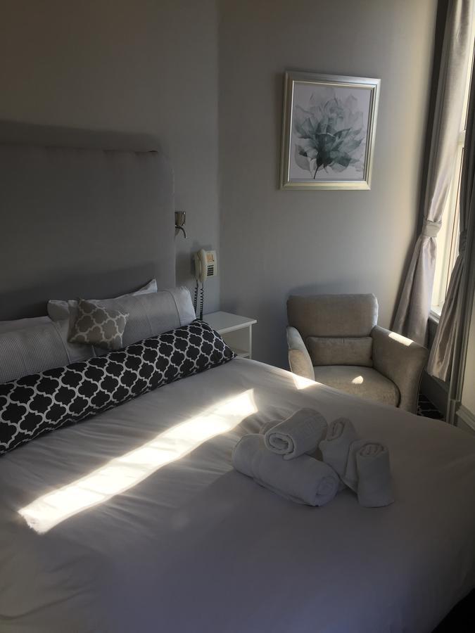 Hillcrest Hotel ลินคอล์น ภายนอก รูปภาพ